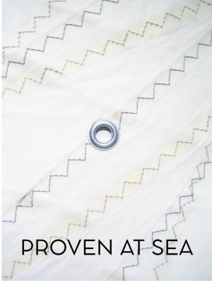 Upcycling Rolltop Rucksack aus gebrauchten Segeln, Traktorschlauch und Autogurten, innen aus  LKW-Plane in 3 Größen